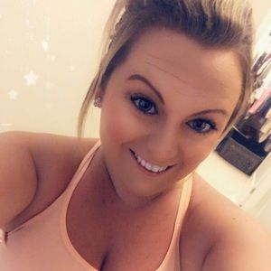 Meet your Posher, Maeghan